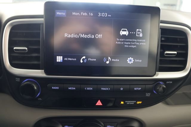 Used 2023 Hyundai Venue SEL w/ Cargo Package image 14