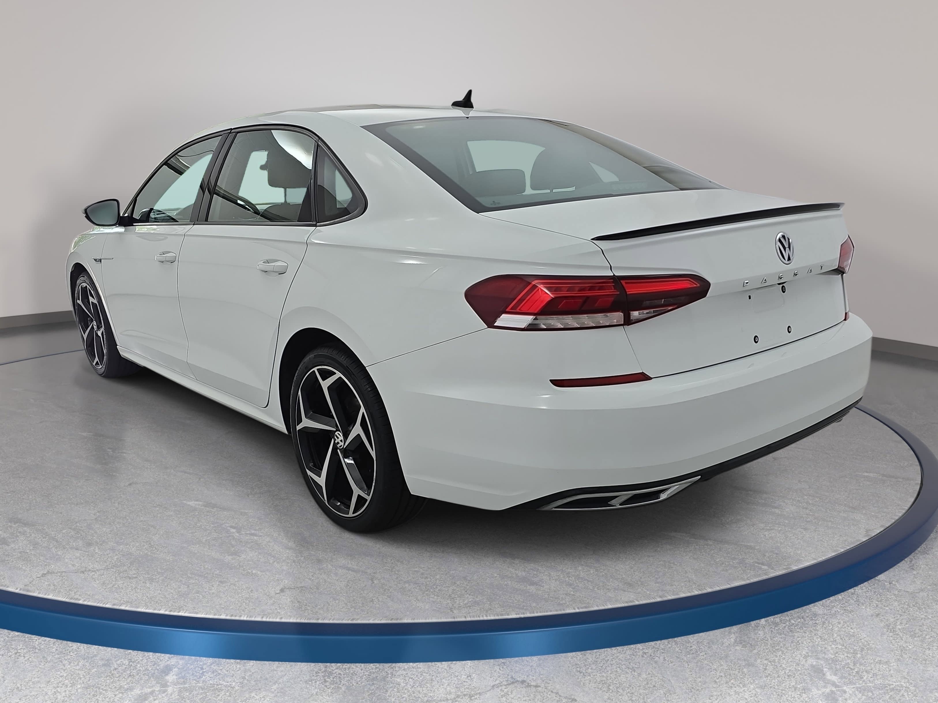 Used 2021 Volkswagen Passat 2.0T R-Line FWD image 7