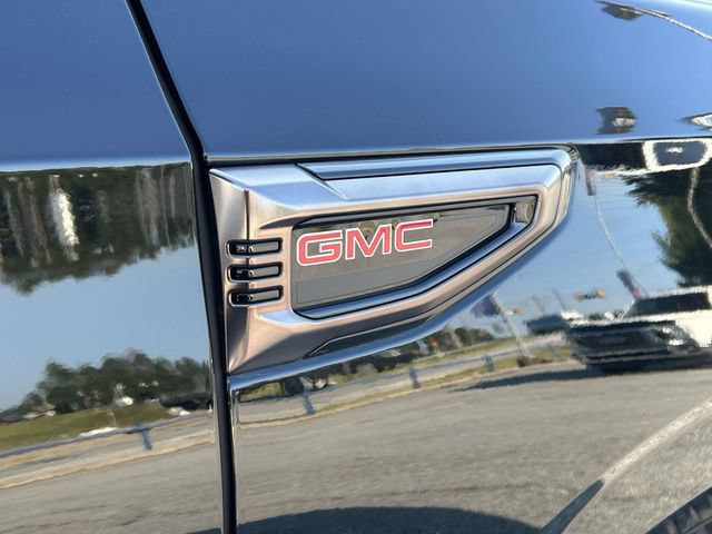Used 2025 GMC Yukon AT4 Ultimate AWD/4WD image 10