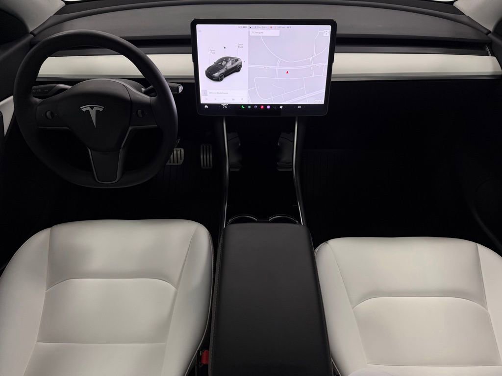 Used 2021 Tesla Model Y Performance image 15
