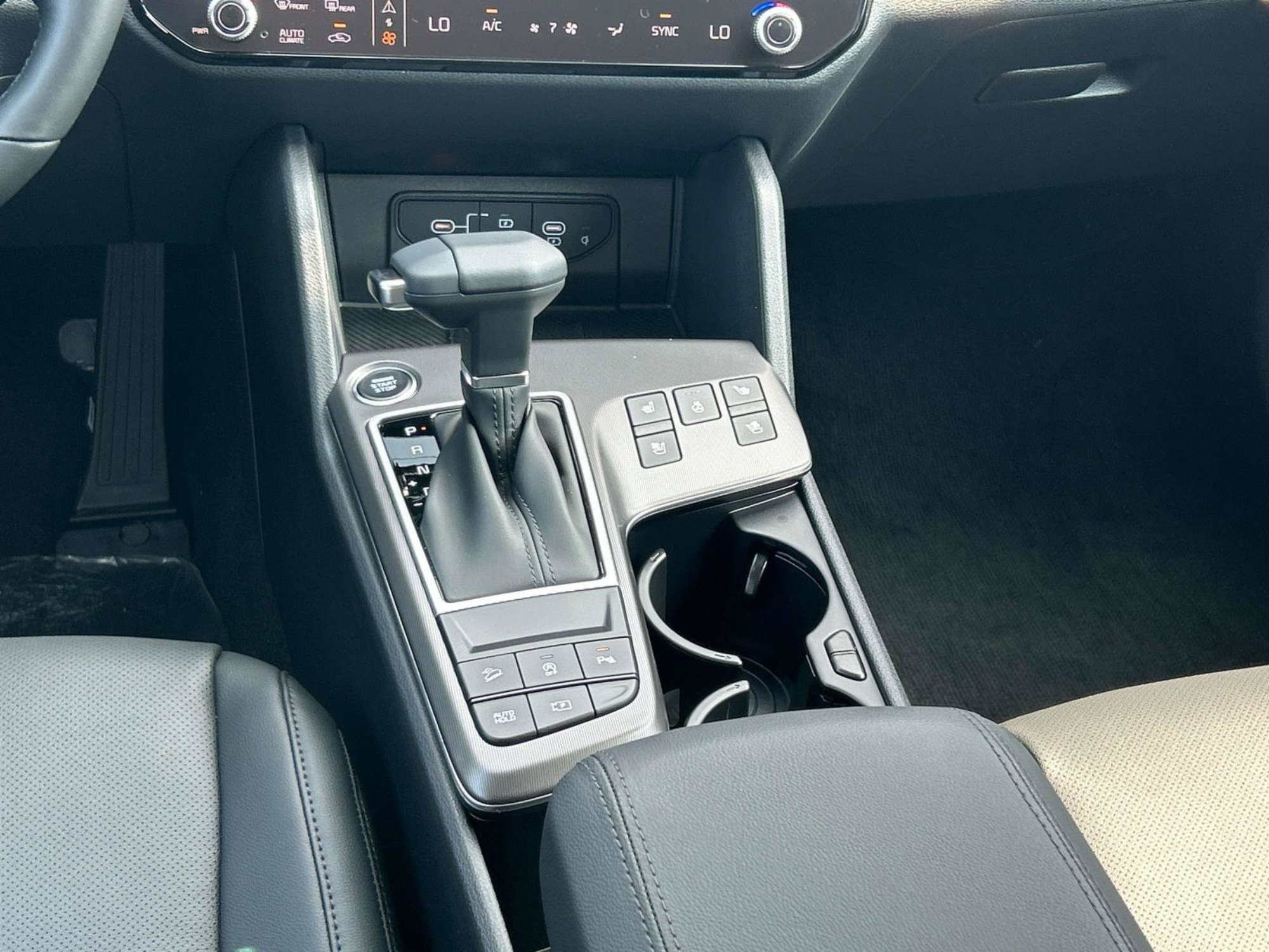 New 2026 Kia Sportage SX AWD/4WD image 14