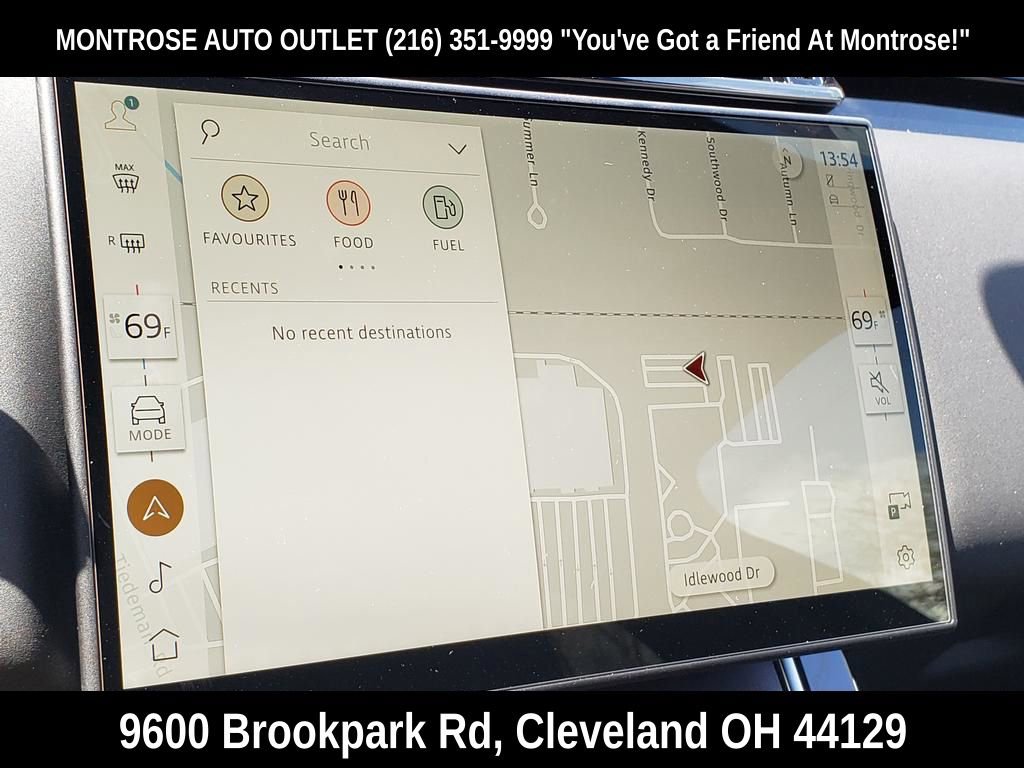 New 2026 Land Rover Range Rover Velar Dynamic SE image 11