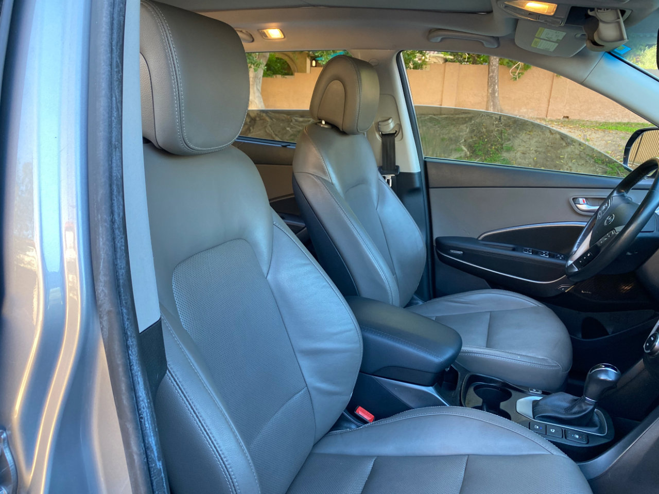 Used 2017 Hyundai Santa Fe SE Ultimate 3.3L Auto w/ SE Ultimate Tech Package 03 image 51