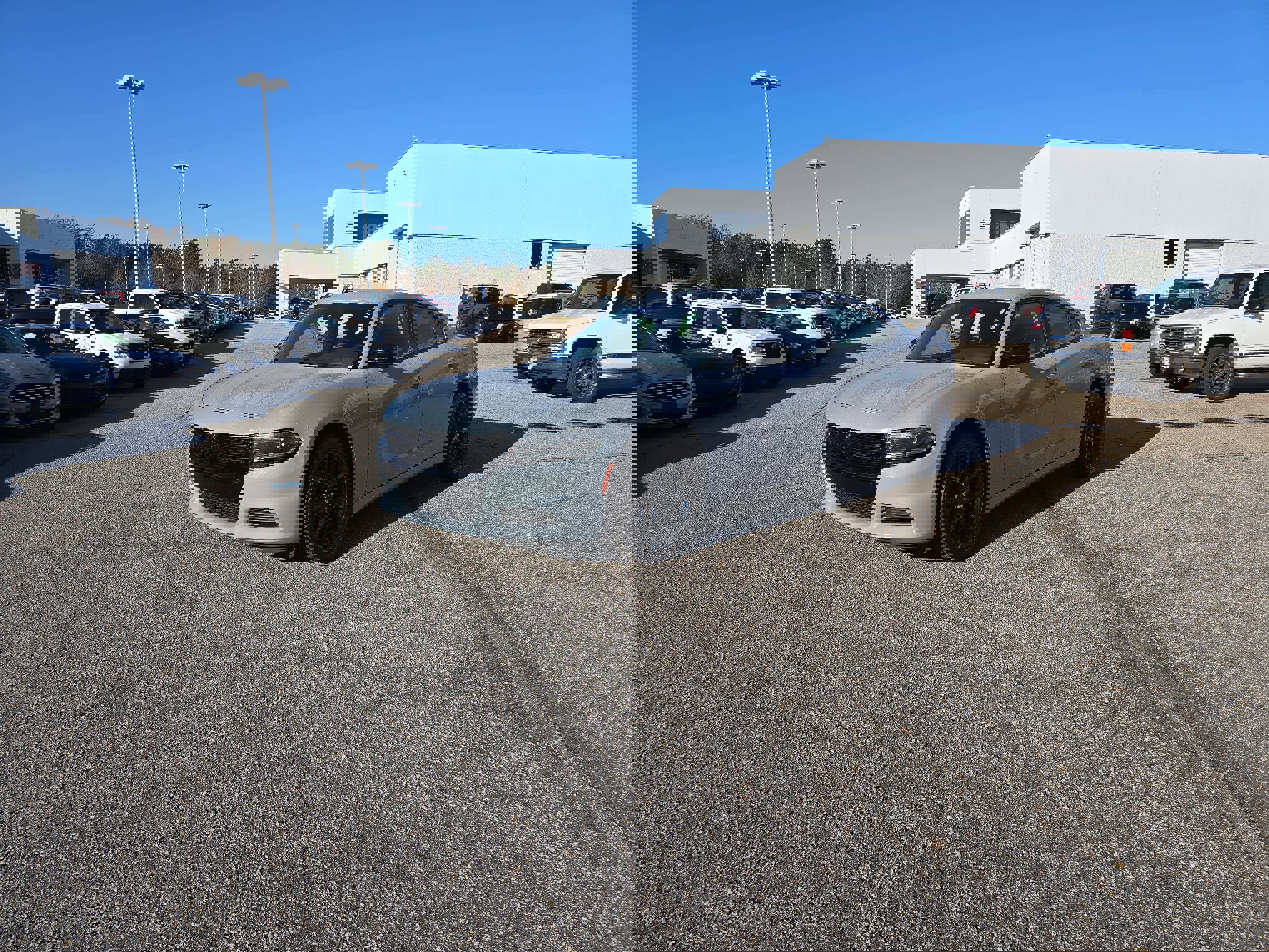 Used 2022 Dodge Charger SXT w/ Blacktop Package image 30