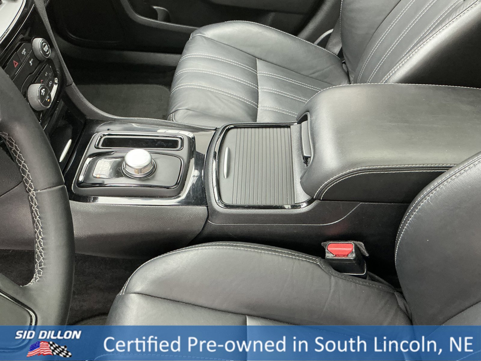 Used 2018 Chrysler 300 S image 13