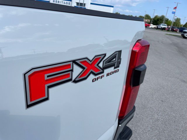 New 2026 Ford F250 XLT w/ XLT Premium Package AWD/4WD image 13