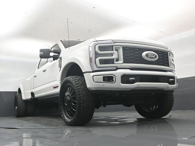 Used 2024 Ford F450 Limited w/ FX4 Off-Road Package AWD/4WD image 45