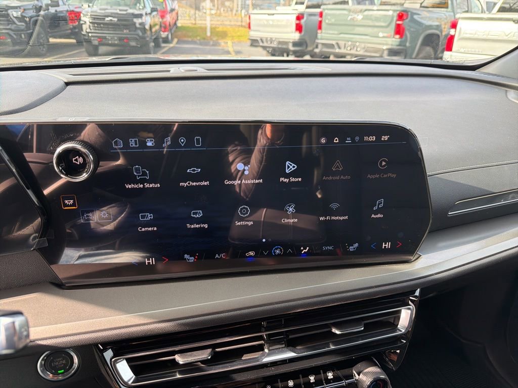 New 2026 Chevrolet Traverse LT w/ Midnight/Sport Edition image 9