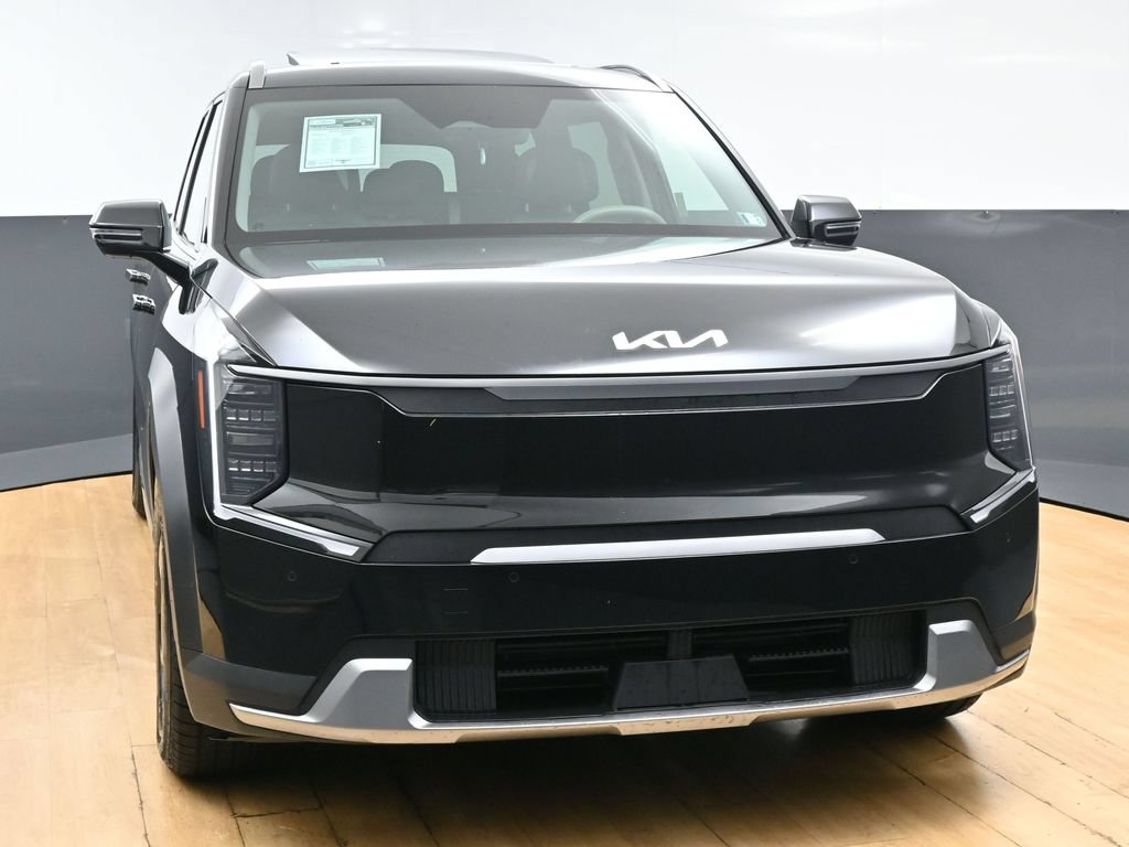 Used 2024 Kia EV9 Wind AWD/4WD image 4