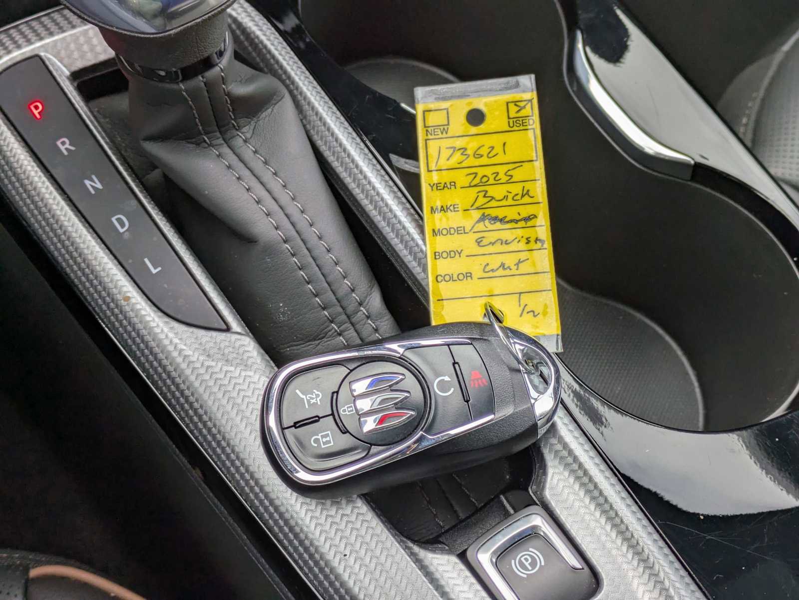 Used 2025 Buick Envista Avenir image 33