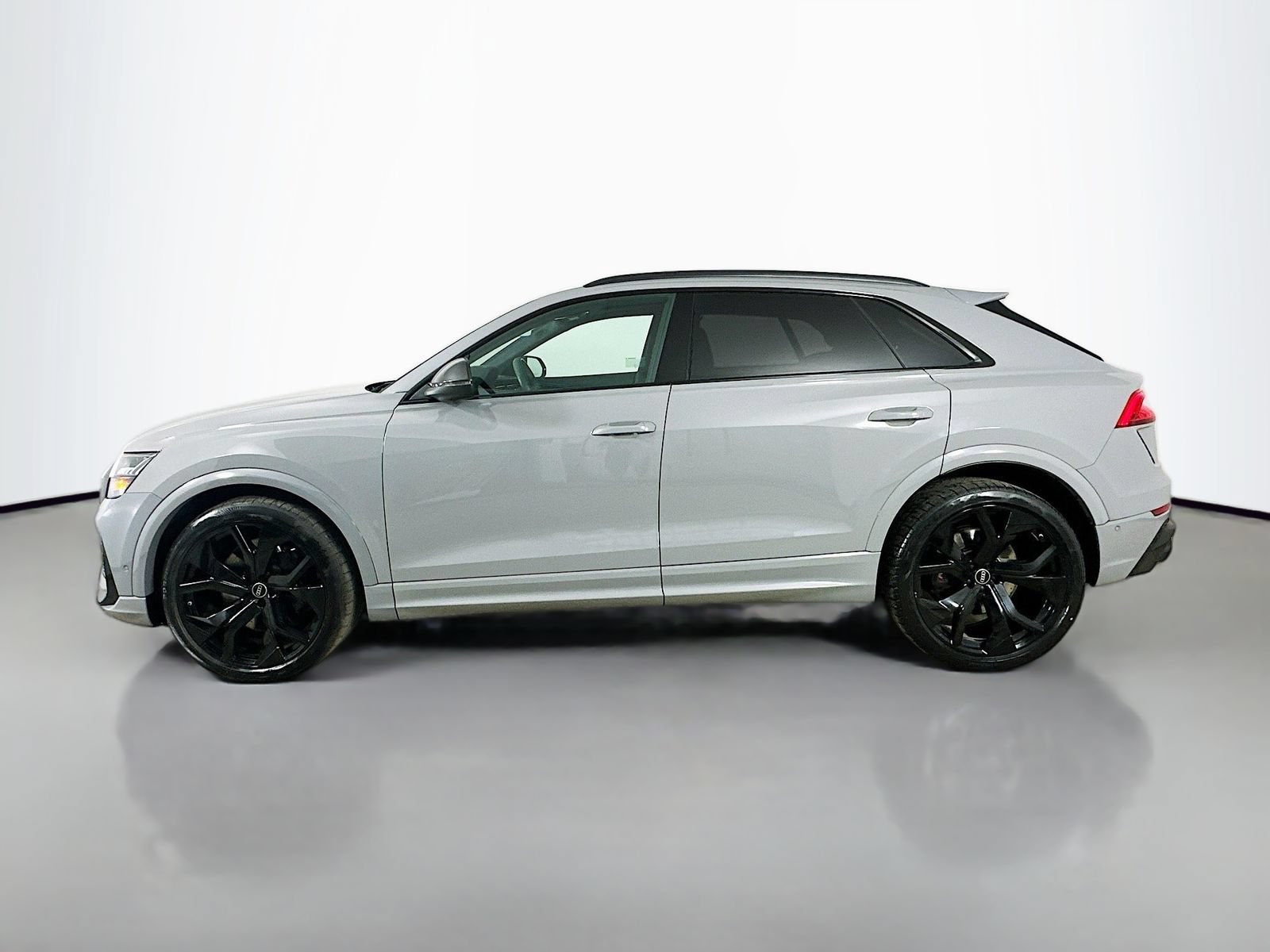 Used 2024 Audi RS Q8 AWD/4WD image 8