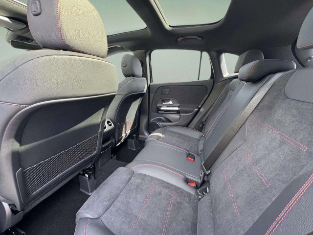 New 2026 Mercedes-Benz GLA 250 4MATIC image 22