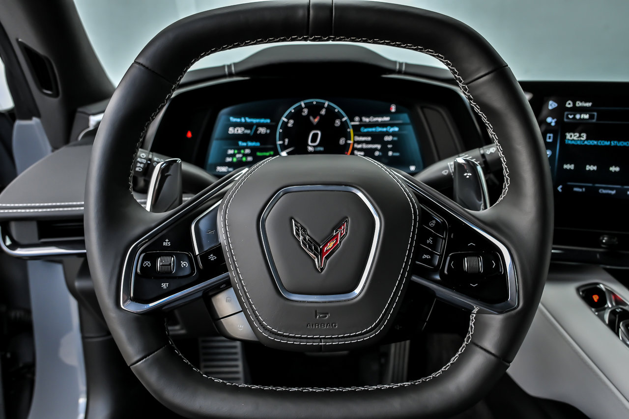 Used 2025 Chevrolet Corvette Stingray Preferred Cpe w/ Stealth Interior Trim Package RWD image 34