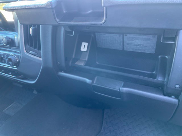 Used 2018 Chevrolet Silverado 1500 LT w/ All Star Edition AWD/4WD image 43