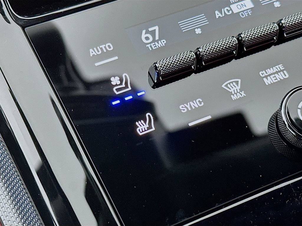 New 2026 Porsche Panamera image 23