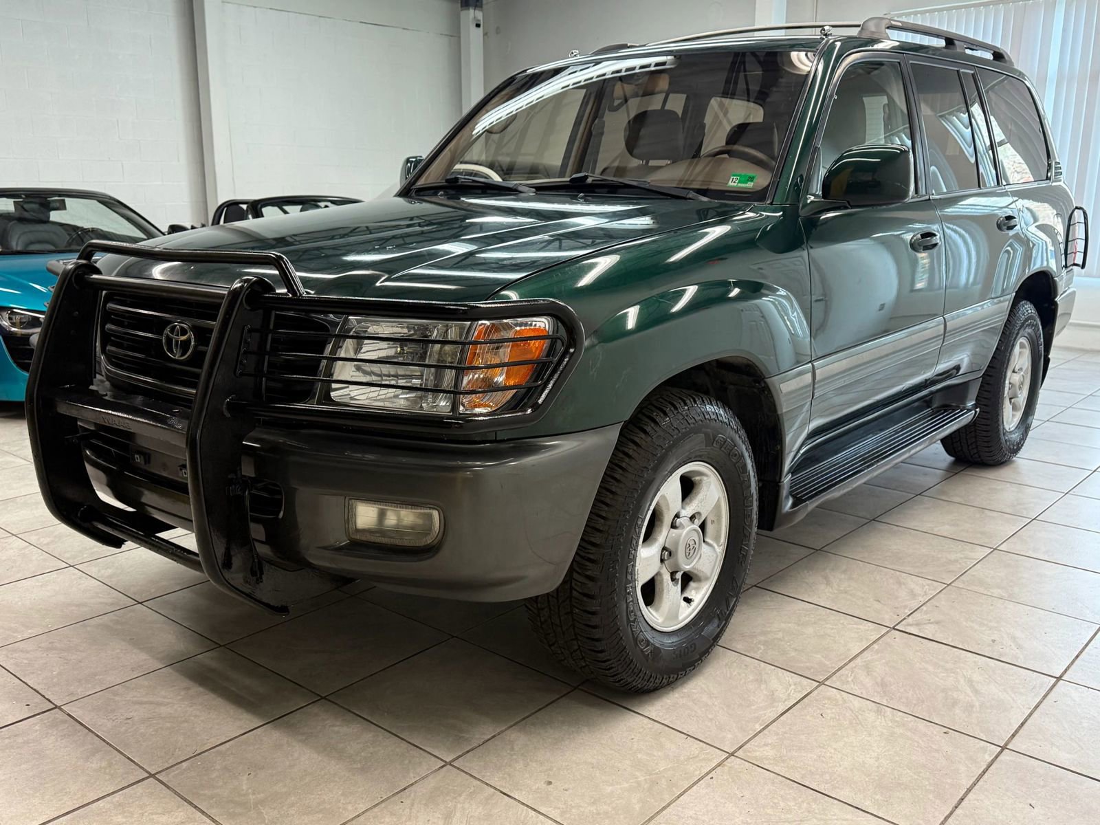 Used 1998 Toyota Land Cruiser image 3