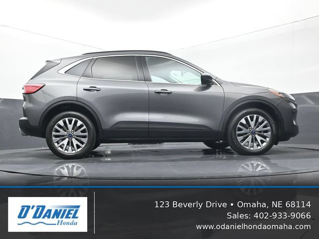 Used 2022 Ford Escape Titanium AWD/4WD image 13