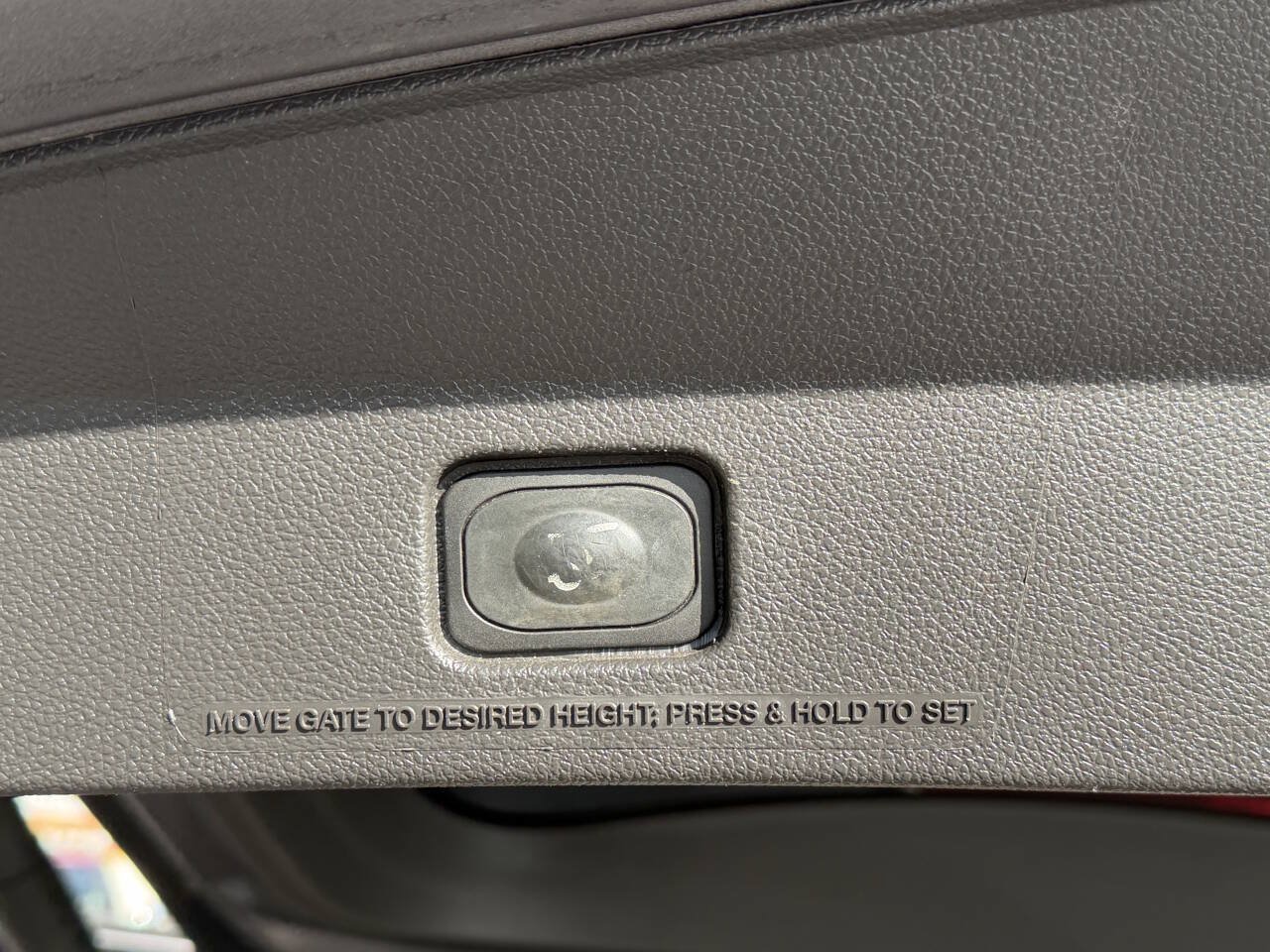 Used 2013 Ford Explorer XLT FWD image 14