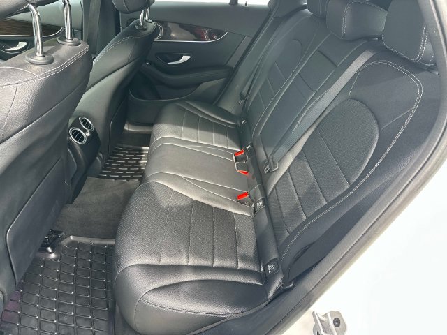 Certified 2022 Mercedes-Benz GLC 300 4MATIC image 11