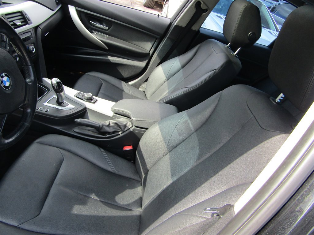 Used 2013 BMW 328i xDrive Sedan image 9