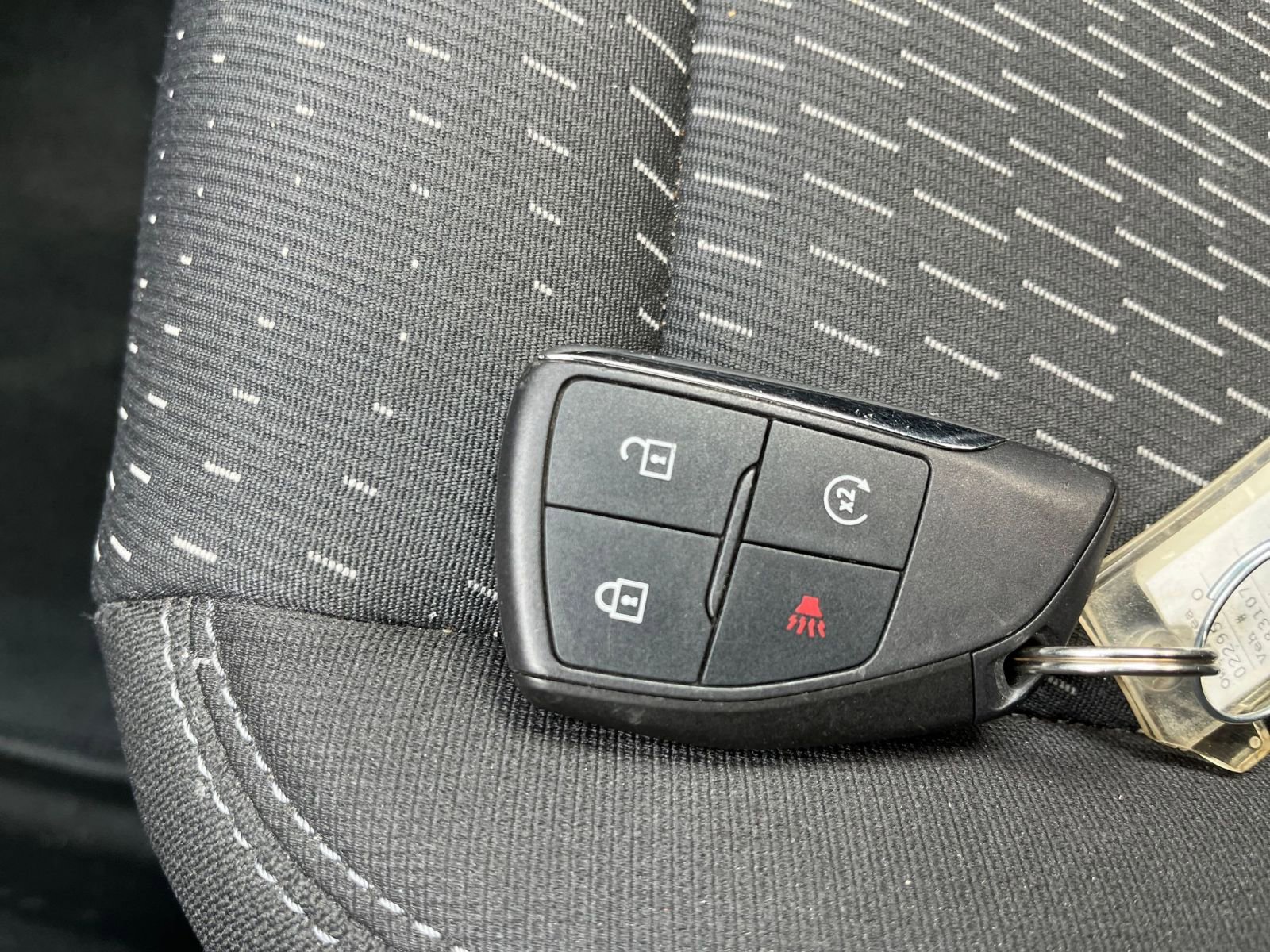 Used 2025 Chevrolet Equinox LT FWD image 21