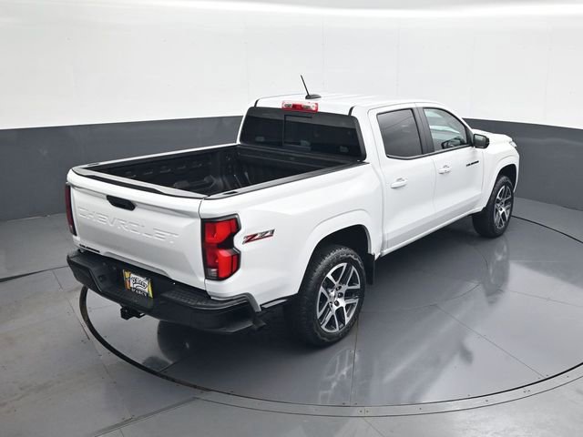Used 2024 Chevrolet Colorado Z71 w/ Z71 Convenience Package 2 AWD/4WD image 17
