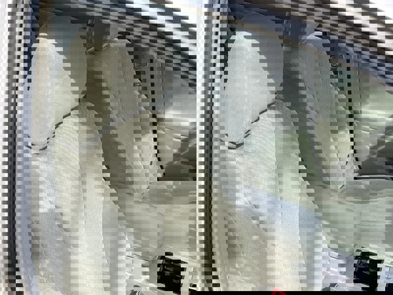 Used 2009 Toyota Camry LE FWD image 27