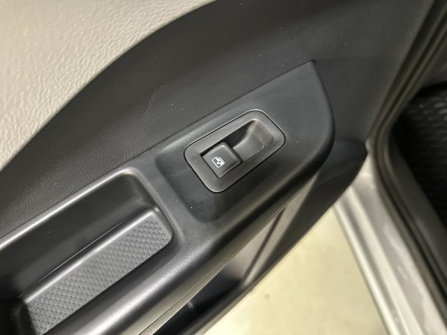 Certified 2023 Volkswagen Taos SE image 24