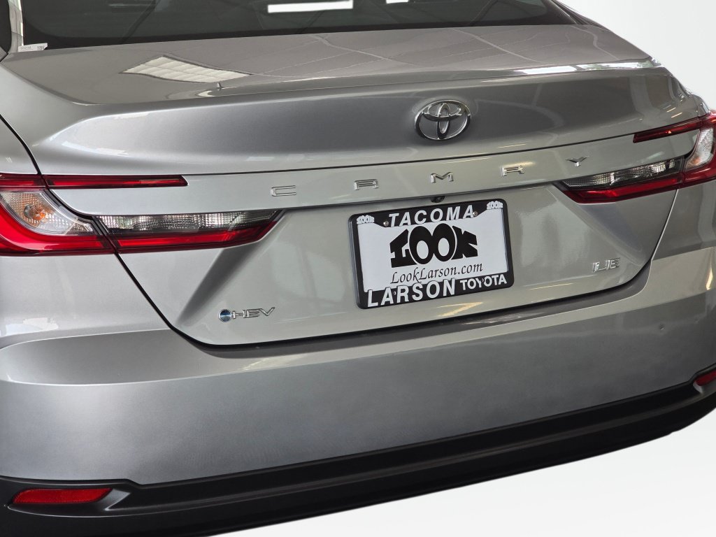 Used 2025 Toyota Camry LE FWD image 13