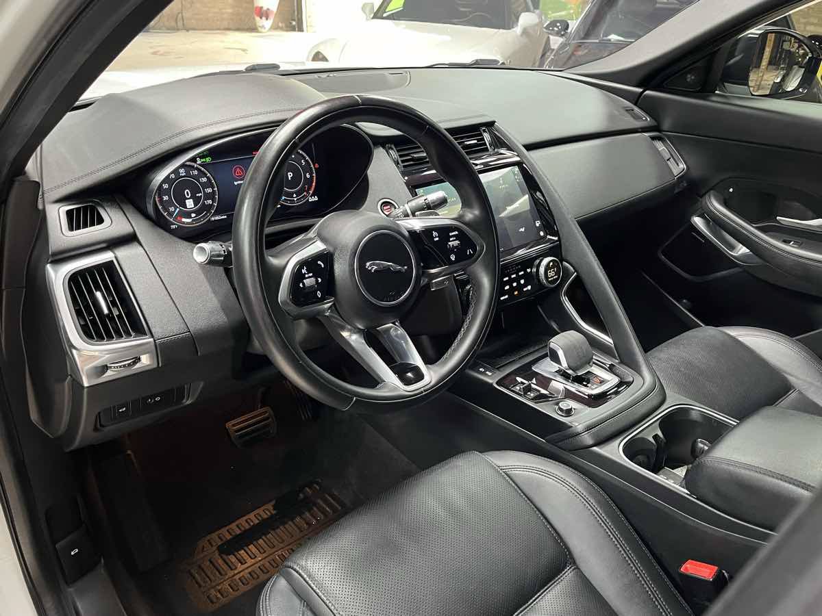 Used 2021 Jaguar E-PACE SE AWD/4WD image 11