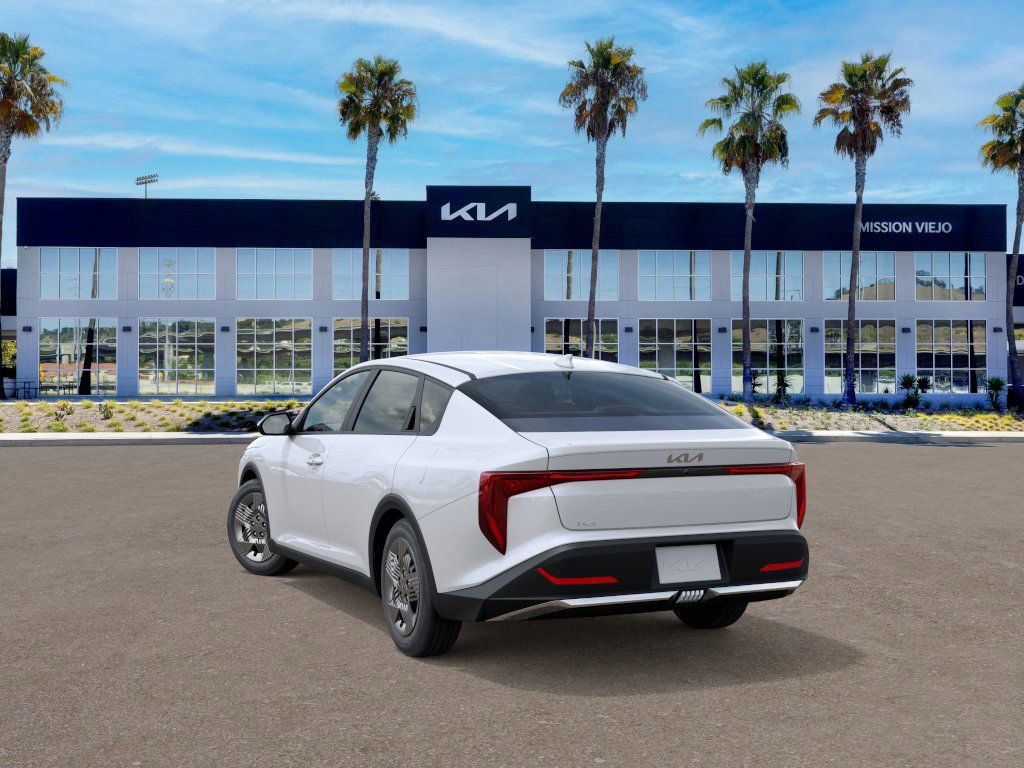 New 2026 Kia K4 LX image 4