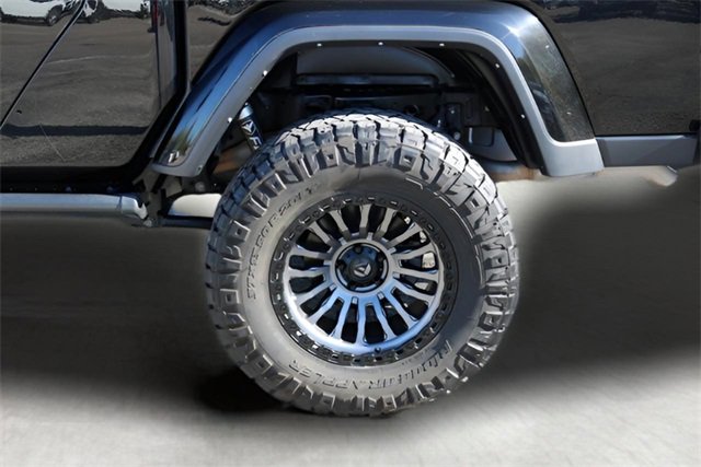 Used 2022 Jeep Gladiator Overland w/ Popular Equipment Package image 27