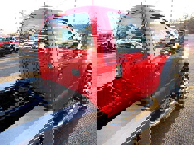 Used 2016 Ford F550 4x4 Regular Cab Super Duty image 49