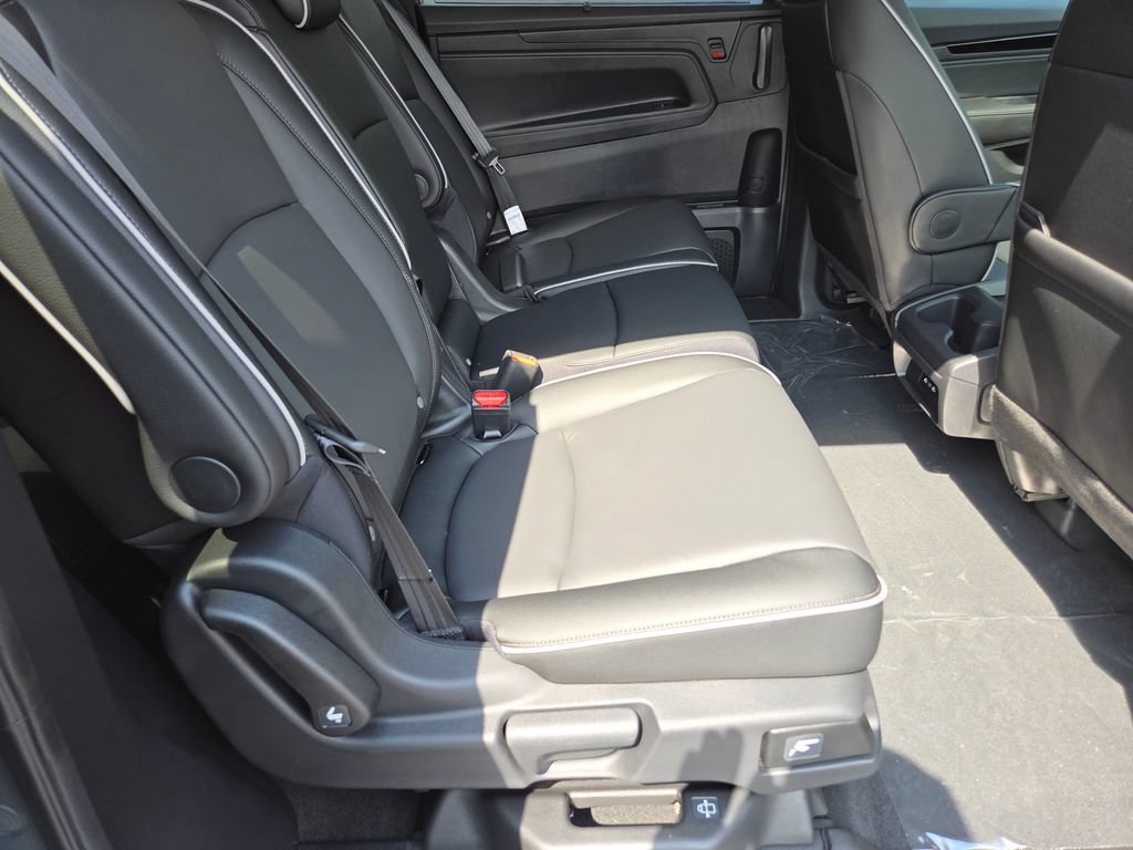 New 2026 Honda Odyssey Touring image 33