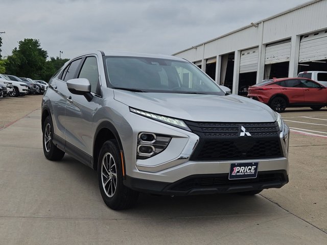 Used 2024 Mitsubishi Eclipse Cross ES video 3
