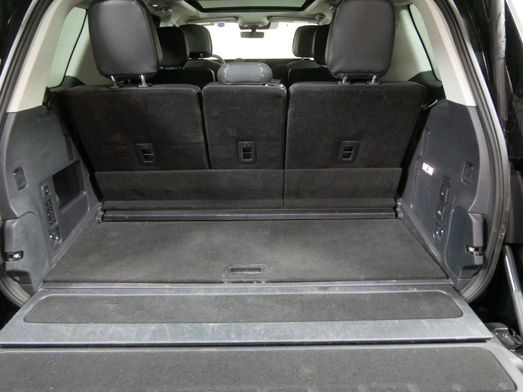 Used 2025 Lincoln Navigator Reserve image 7