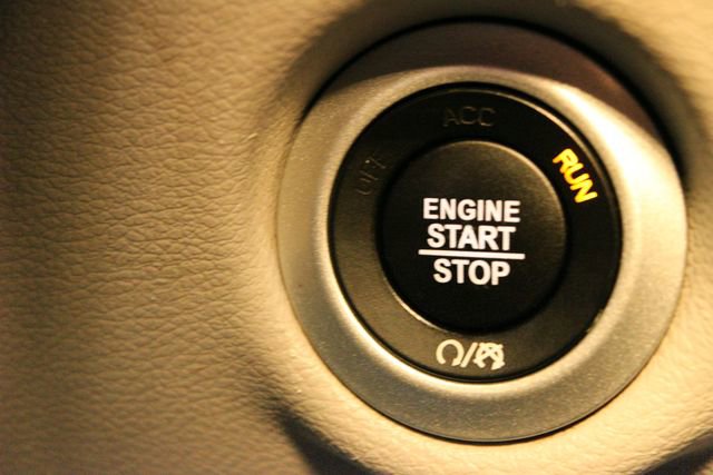 Used 2024 Chrysler Pacifica Touring-L FWD image 25