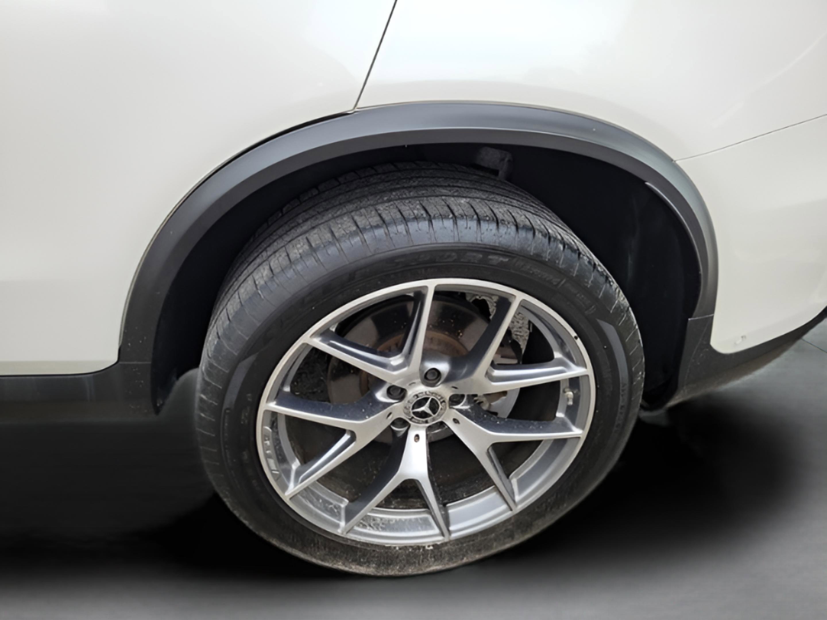 Used 2022 Mercedes-Benz GLC 300 image 26