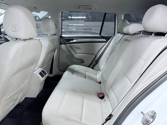 Used 2018 Volkswagen Golf Alltrack S AWD/4WD image 19