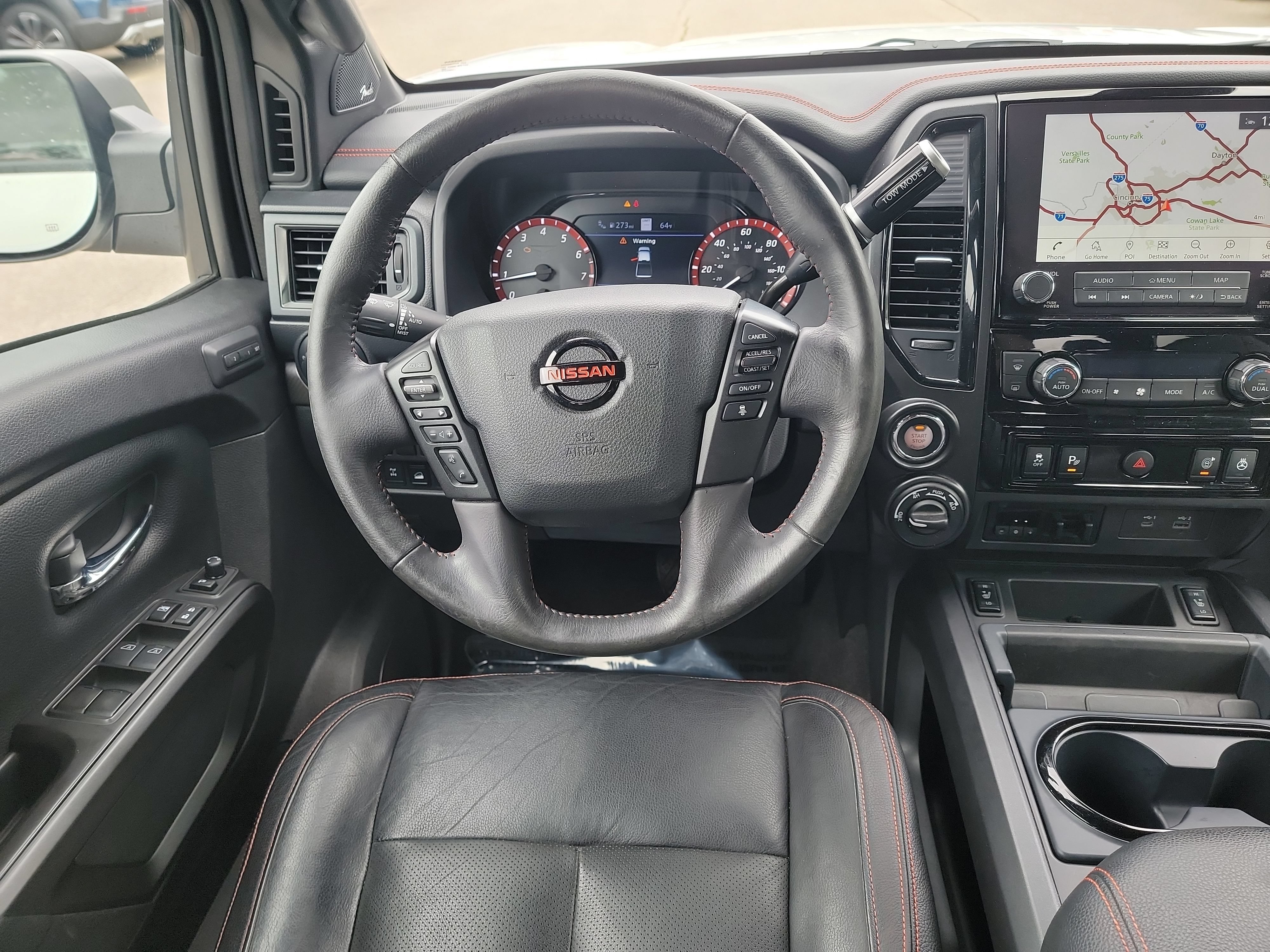 Used 2021 Nissan Titan PRO-4X w/ Pro-4x Convenience Package AWD/4WD image 16