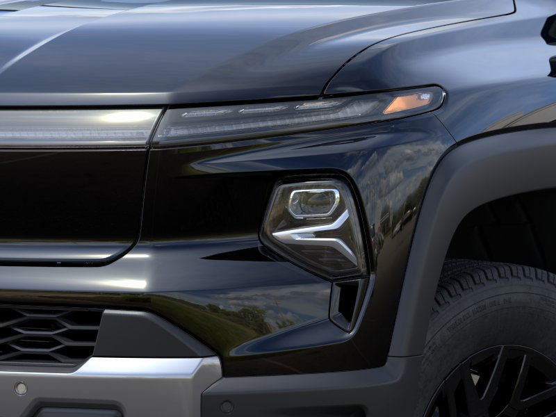 New 2025 Chevrolet Silverado EV LT image 32