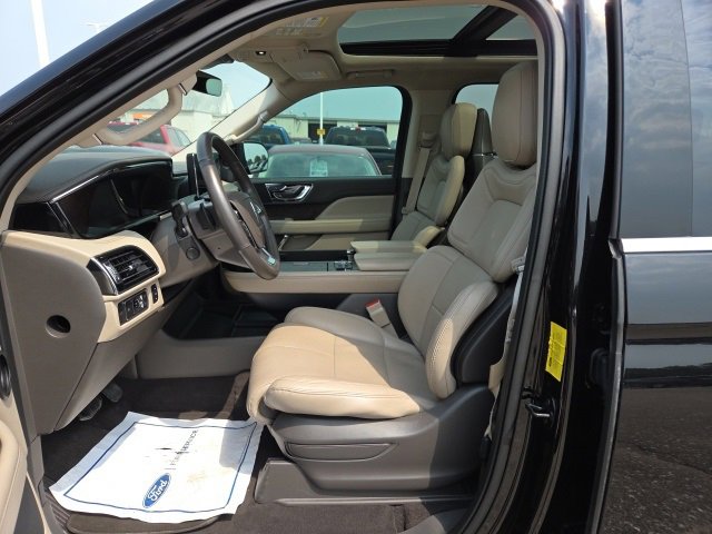 Used 2022 Lincoln Navigator L Reserve image 24