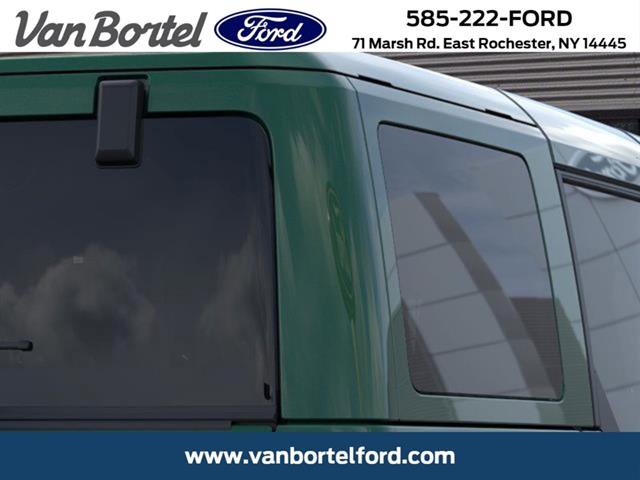 Used 2025 Ford Bronco Badlands image 38