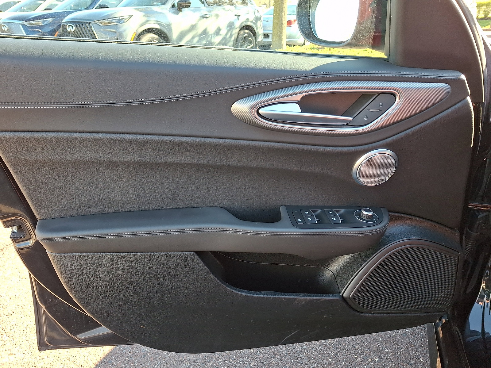 Used 2024 Alfa Romeo Giulia Veloce image 12