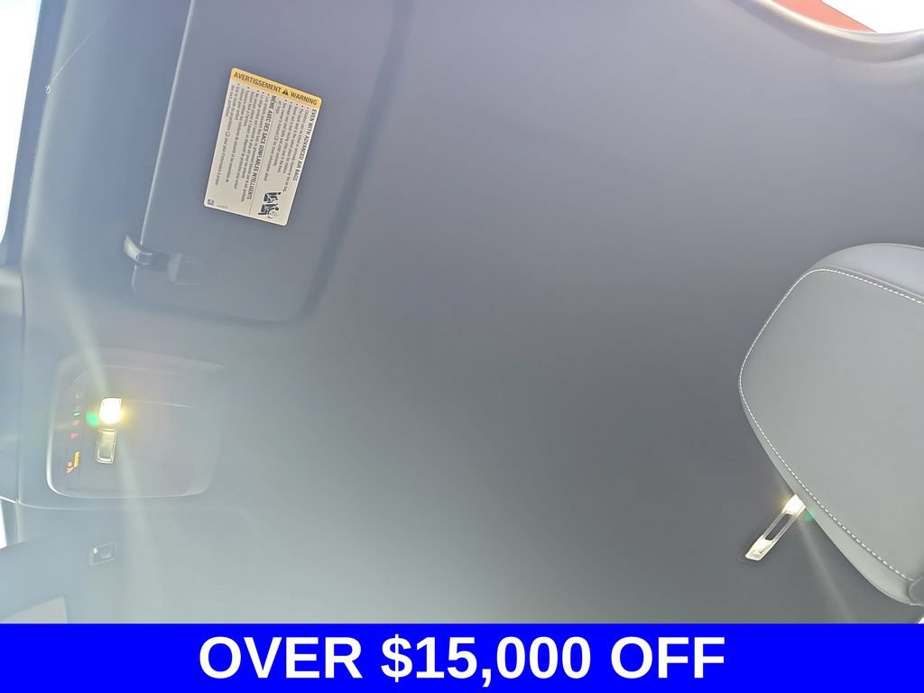 Used 2024 Chevrolet Blazer EV LT AWD/4WD image 31