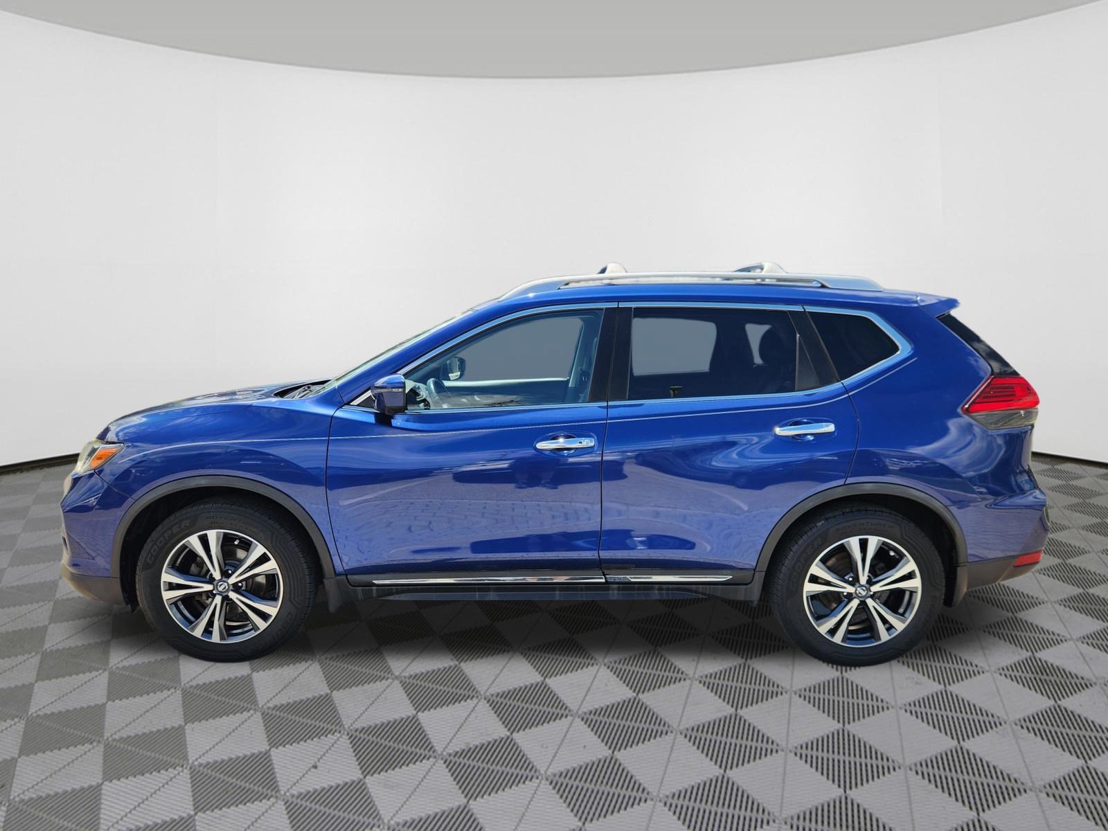 Used 2017 Nissan Rogue SL FWD image 5