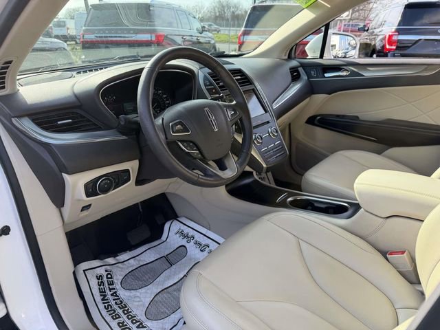 Used 2018 Lincoln MKC Premiere image 11
