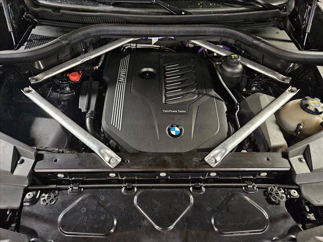 Used 2022 BMW X5 sDrive40i w/ Parking Assistance Package RWD image 23