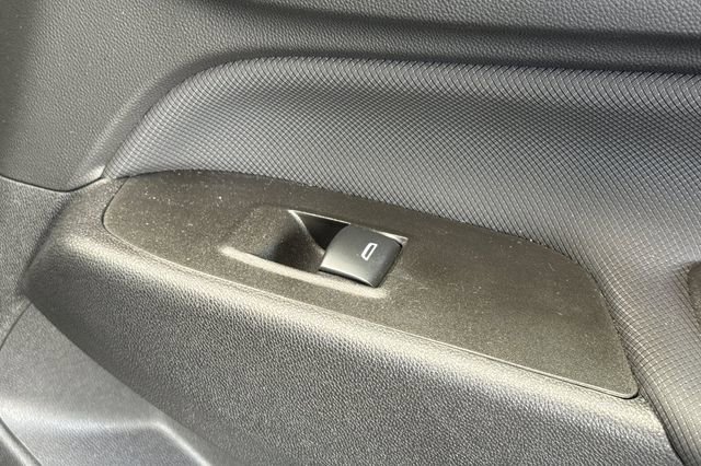 Used 2023 Chevrolet Equinox RS FWD image 22