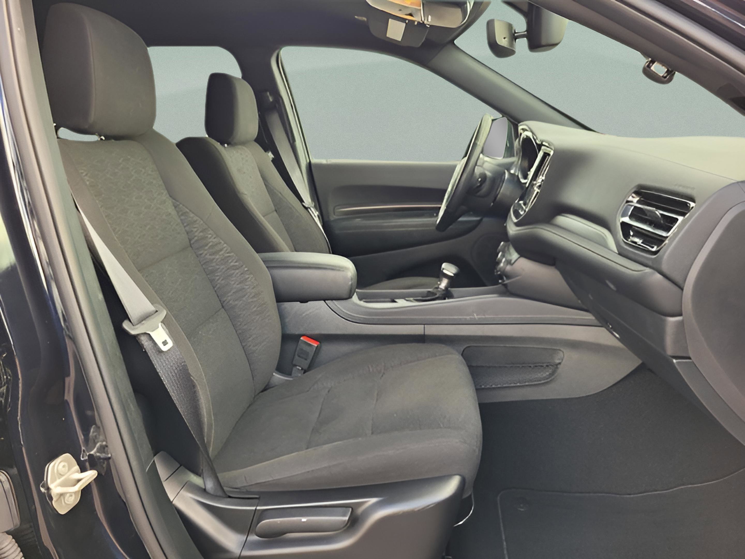 Used 2024 Dodge Durango SXT w/ 3rd Row Seating Group image 18